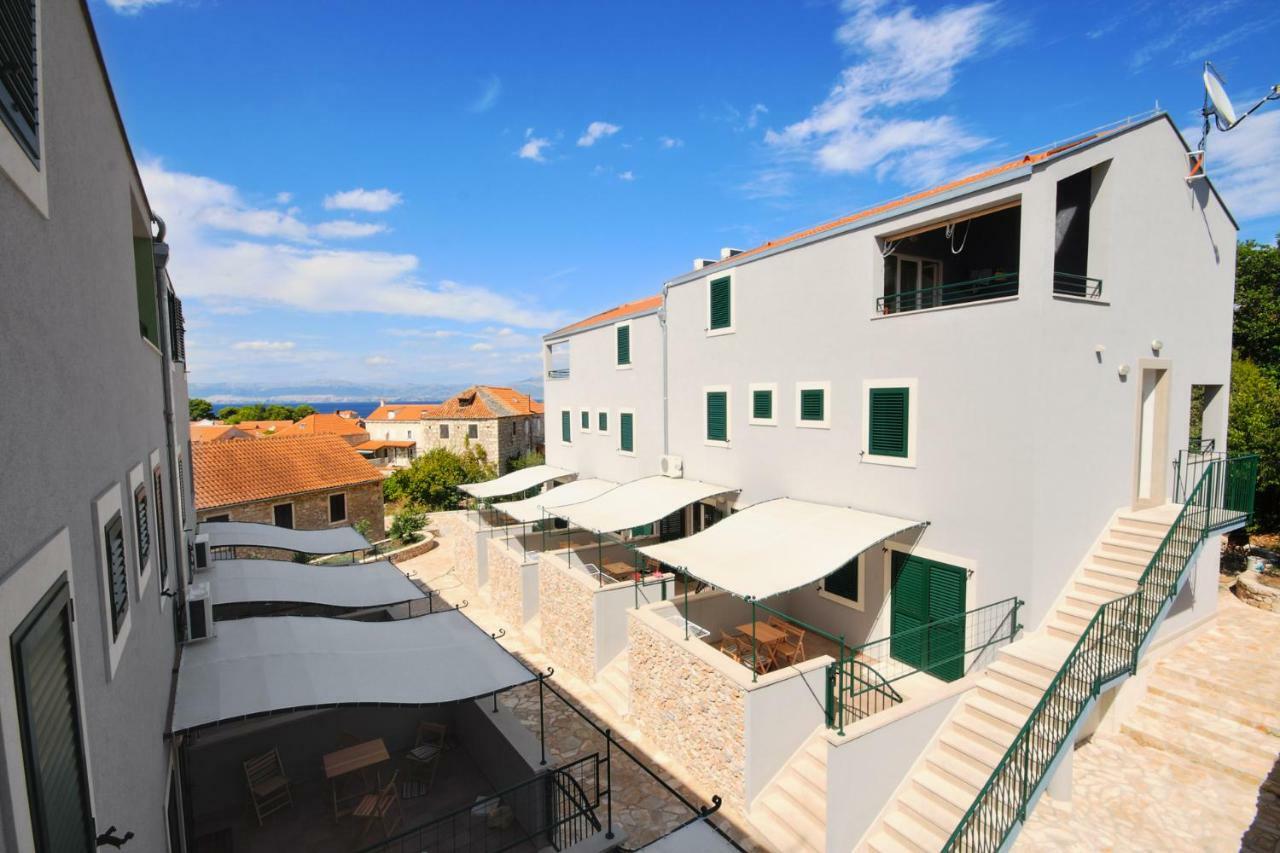 Apartments Kala mendula Sutivan Bagian luar foto